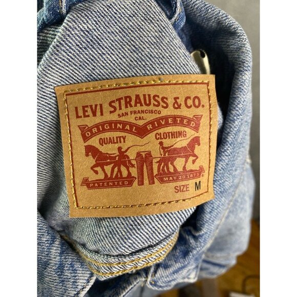 Levis Womens Jean Jacket Cropped Blue Buttons Waist Tabs Pockets Collared M New - Picture 4 of 10
